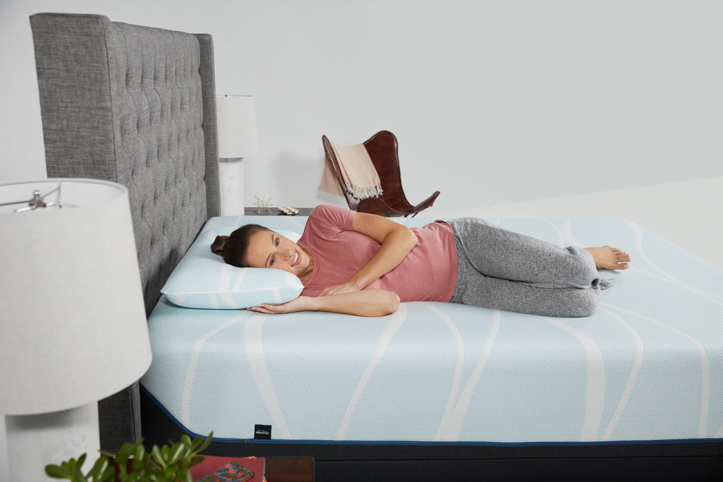 TEMPUR-Breeze® TEMPUR-breeze° ProLo Pillow